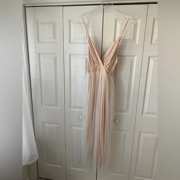 Cream/Blush Long Flowy Dress With Tulle | Color: Cream | Size: 6 | Jessshow's Closet